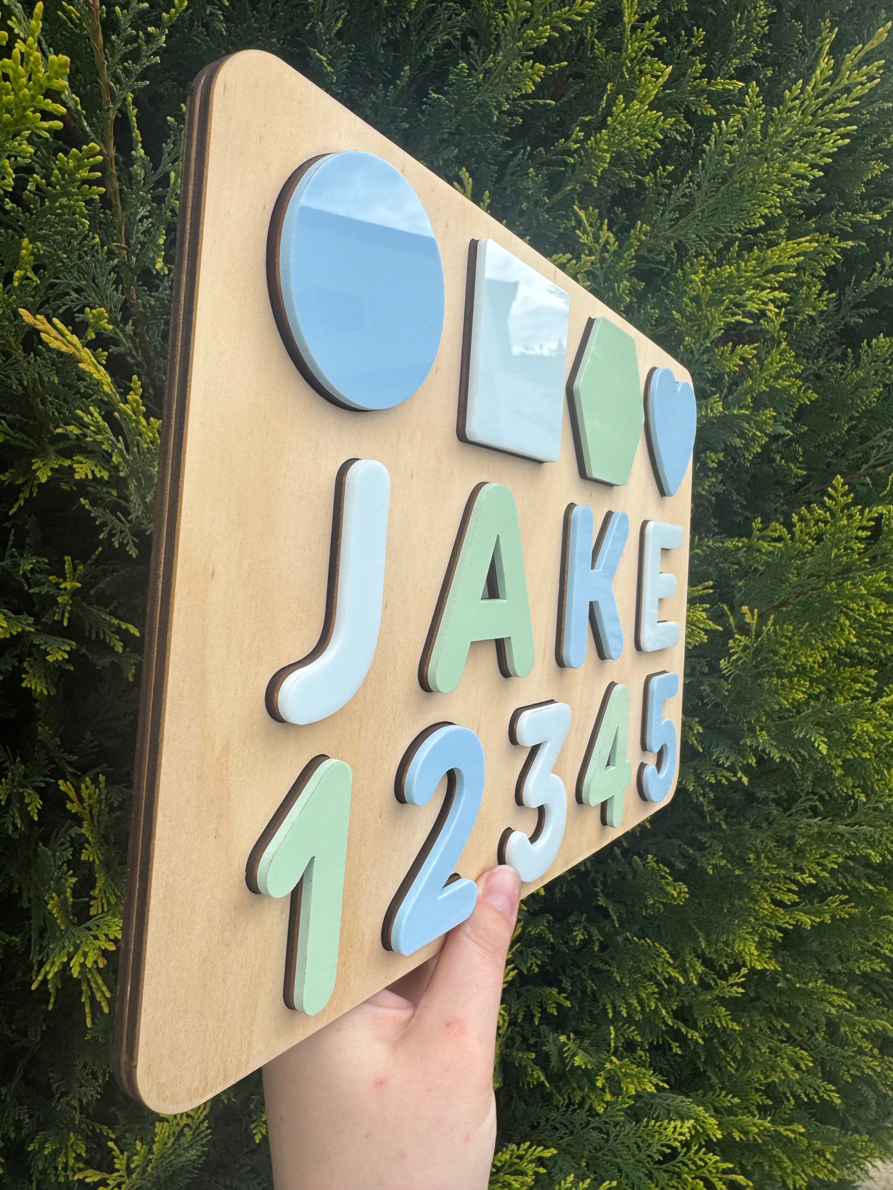 Personalised Wooden Puzzel - Name, Shapes & Numbers