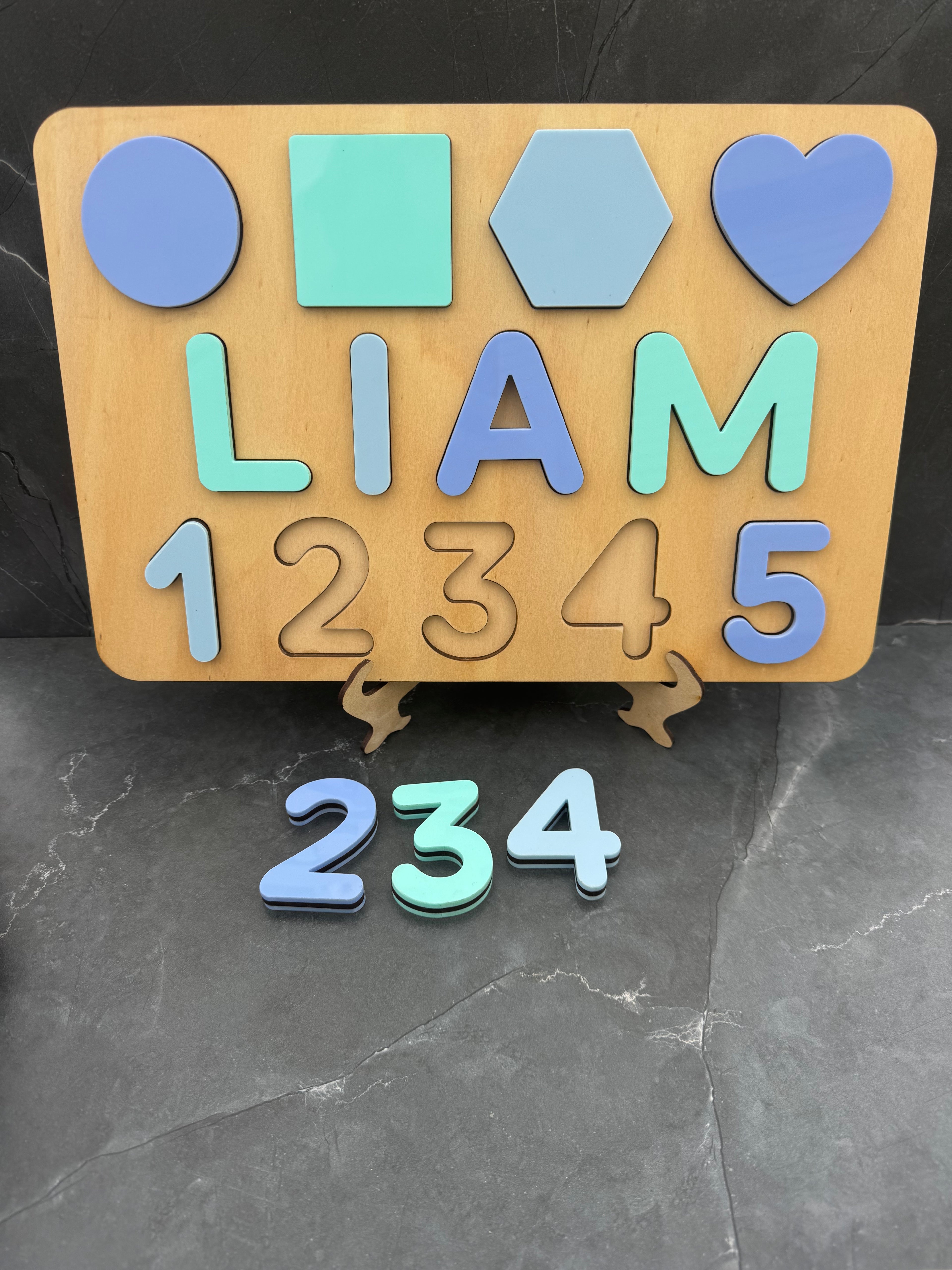 Personalised Wooden Puzzel - Name, Shapes & Numbers